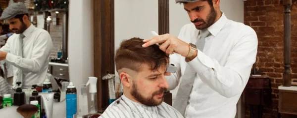 coiffure de mariage masculine réussie